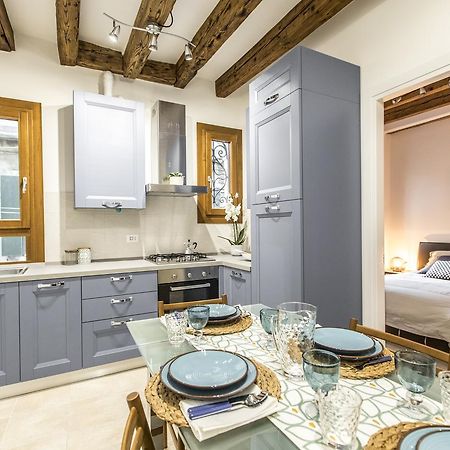 Ca Rezzonico Apartment R&R Венеция Экстерьер фото
