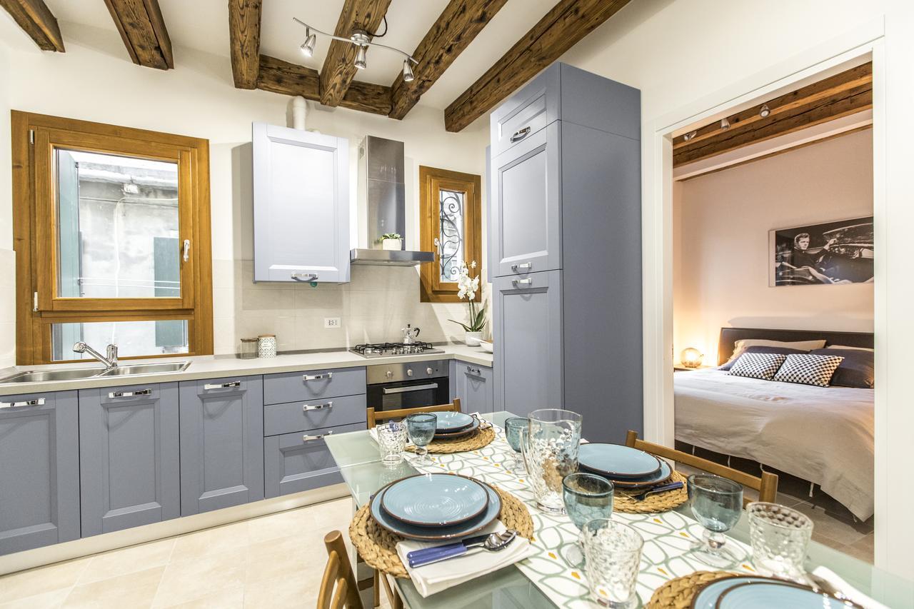 Ca Rezzonico Apartment R&R Венеция Экстерьер фото